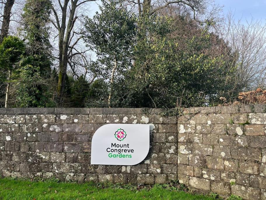 Glencree Air Apartment Kilmeaden Bagian luar foto
